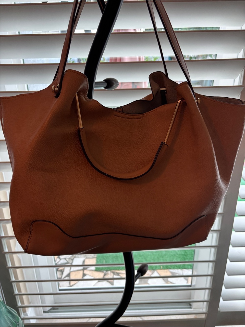 Everyday Structured Tote Bag in Cognac Brown
